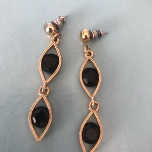 Vintage: Gold and black gem earrings